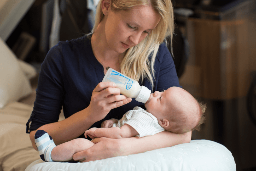 Reflux en verborgen reflux herkennen bij je baby | Dr. Brown's